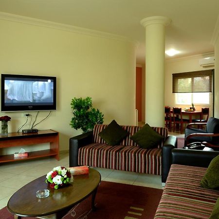 Byblos Comfort Hotel Phòng bức ảnh